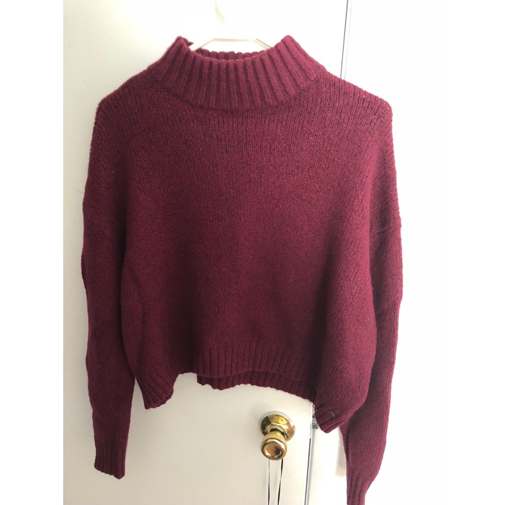 Oversized crop sweater
